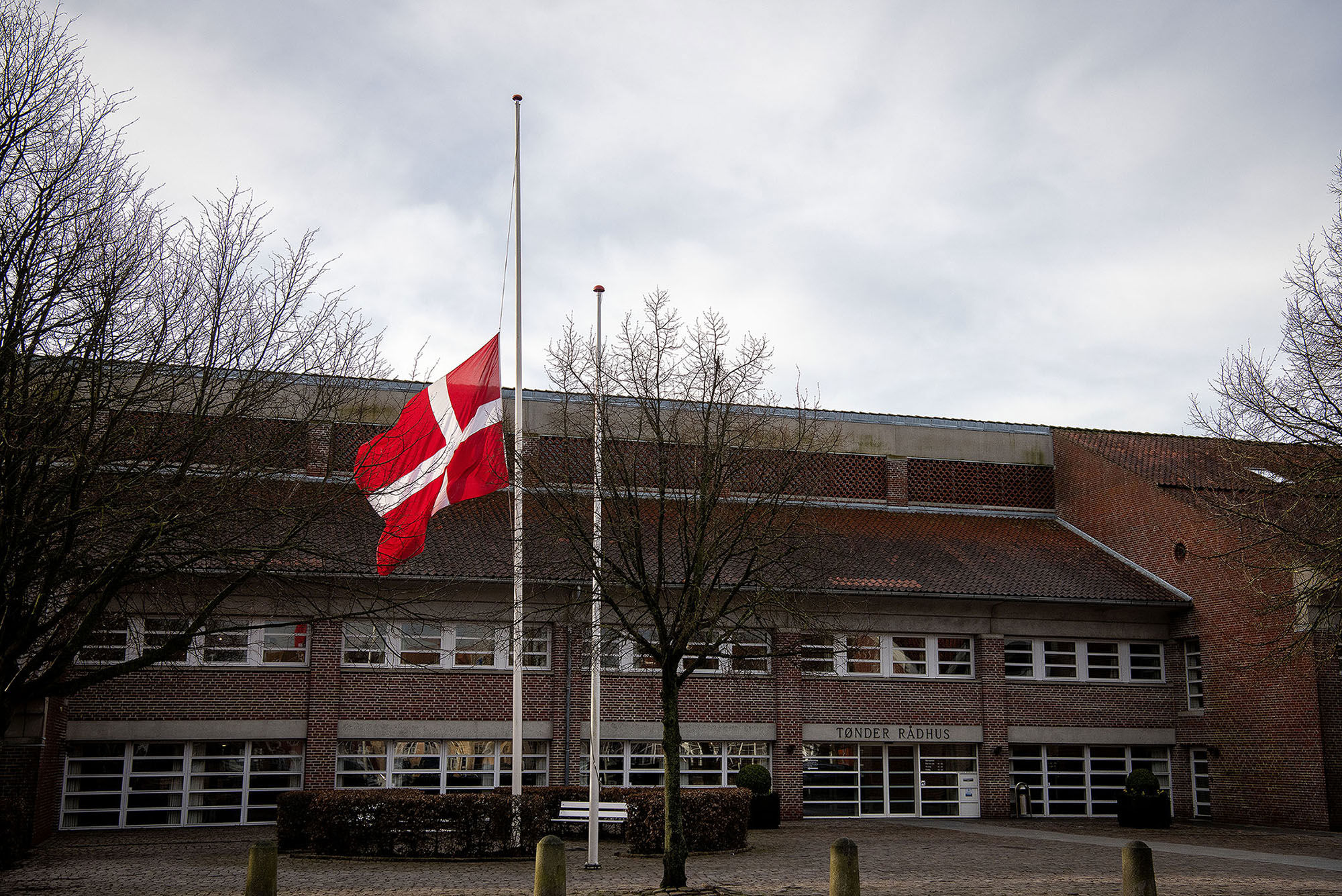 Flag på halv