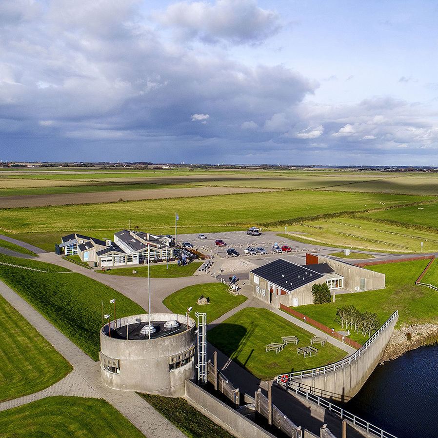 Foto af Vidåen og grønne marker